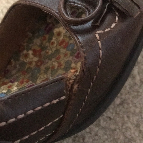 Brown heels with leather bows - Picture 4 of 4